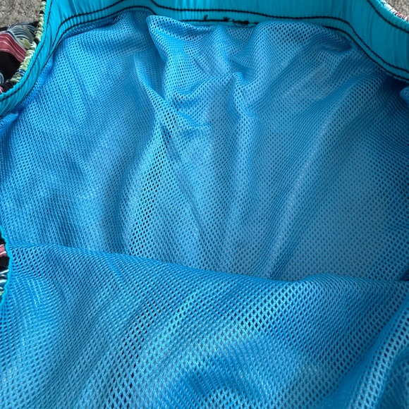 Tommy Bahama Black Floral Men's Swim Trunks - Picture 5 of 5